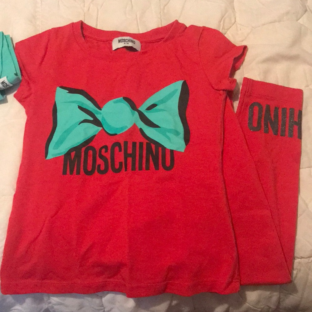 Moschino 2 pc